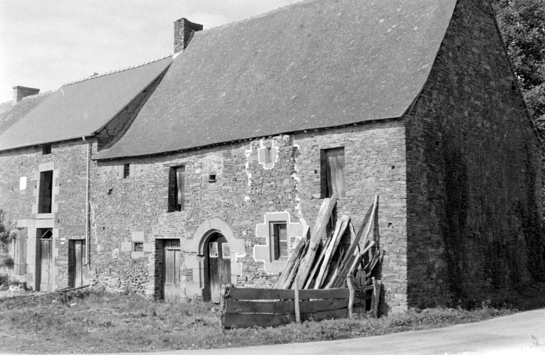 Ferme, actuellement maison, la Croix Juhal (Pleugueneuc)