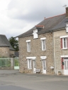 Maison à boutique, 1 rue des Ecoles (Saint-Médard-sur-Ille)