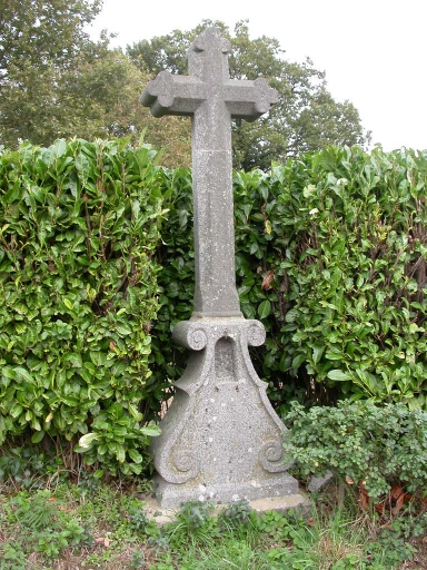 Croix de chemin, Bazouges-sous-Hédé, la Lande ès Glets (Bazouges-sous-Hédé fusionnée avec Hédé pour former la commune de Hédé-Bazouges en 2009)