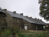 Alignement de maisons, le Pont d'Aval (Sainte-Marie)