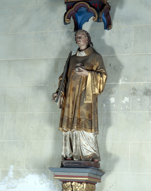 Statue, socle, dais (grandeur nature) : saint Etienne