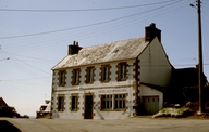 Les maisons et fermes sur la commune de Locarn