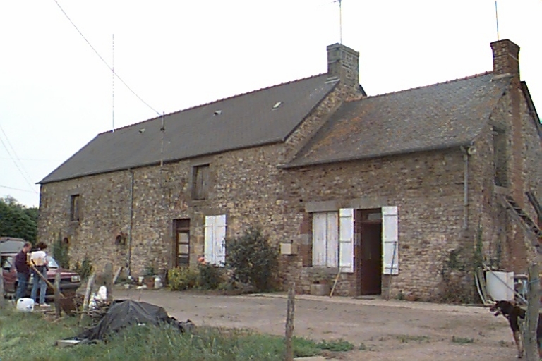 Ferme, le Désert (Livré-sur-Changeon)