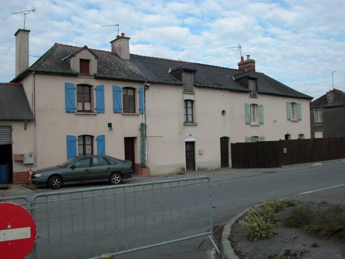 Alignement de maisons, 4, 6, 8 allée de la Mine (Pont-Péan)