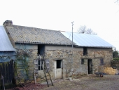 Alignement de deux maisons, la Grésillonais (Pipriac)