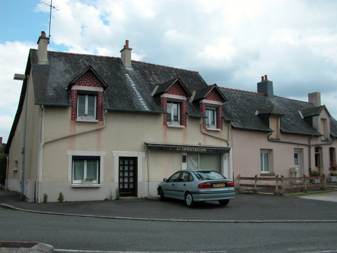Ensemble de maisons, 1 rue Jules Robert (Chartres-de-Bretagne)