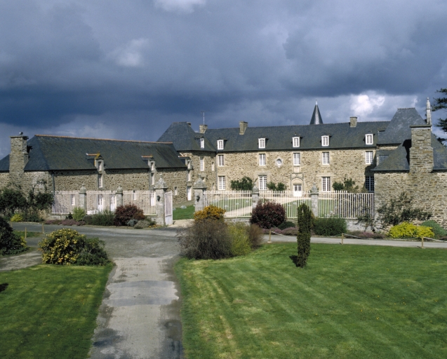 Manoir, Villeneuve (Plénée-Jugon)