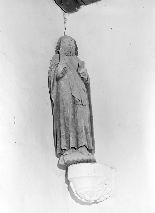 Statue (petite nature) : saint Barthélémy, chapelle Saint-Guen et son ossuaire (Saint-Tugdual)
