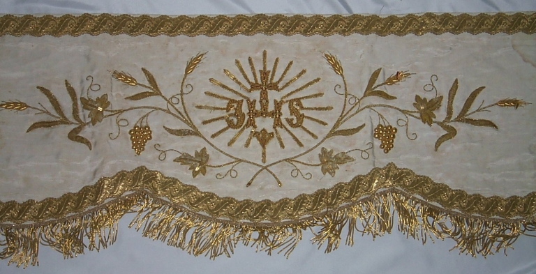 Garniture de dais de procession