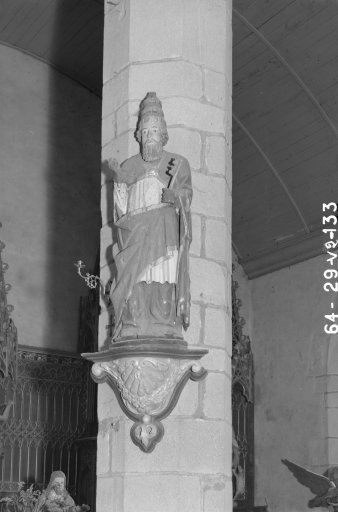 Statue : Saint Pierre, église paroissiale Saint-Pierre (Carhaix-Plouguer)