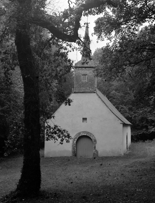 Chapelle Saint-Ignace, forêt de Quenecan (Saint-Aignan)
