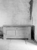 Coffre (coffre à bâtière), chapelle Saint-Guénolé (Langonnet)