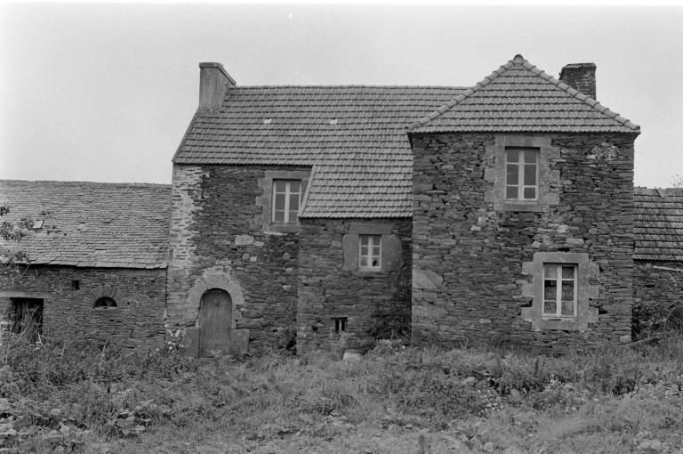 Maison, Kerambellec (Sizun)