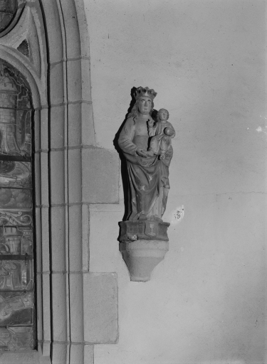 Statue : Vierge à l'Enfant, chapelle du Notre-Dame-du-Crann (Spézet)