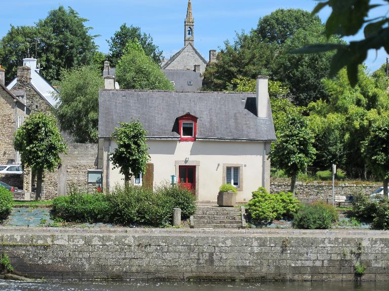 Canal du Blavet, maison éclusière n°9, Saint-Nicolas-des-Eaux (Pluméliau fusionnée en Pluméliau-Bieuzy en 2019)