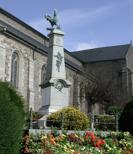 Monument aux morts, dit Monument aux morts pour la France ou Monument aux morts pour la Patrie de Plouézec, place du Bourg (Plouézec)