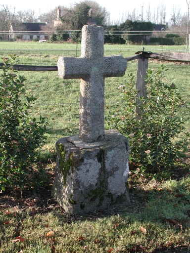Croix de chemin, le Calvaire (Bonnemain)