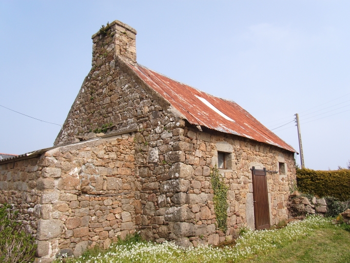 Édifice agricole, le Castel (Lanmodez)