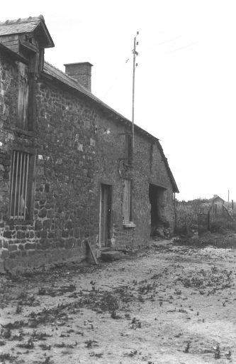 Ferme, actuellement maison, la Cadouyère (Bédée)