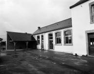 Mairie, école primaire, 18 route d'Armorique (La Trinité-Surzur)