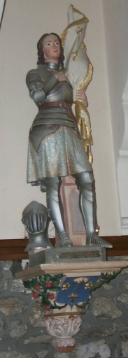 Statue (petite nature) sur culot : sainte Jeanne d'Arc