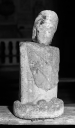 Fragments de statue : Evêque