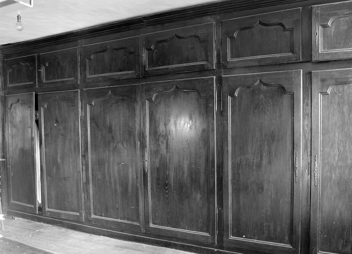 Armoire, église paroissiale Sainte-Marie-Madeleine (Meucon)