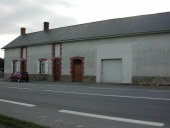 Maison, ancienne auberge (?), la Croix rouge (La Chapelle-des-Fougeretz)