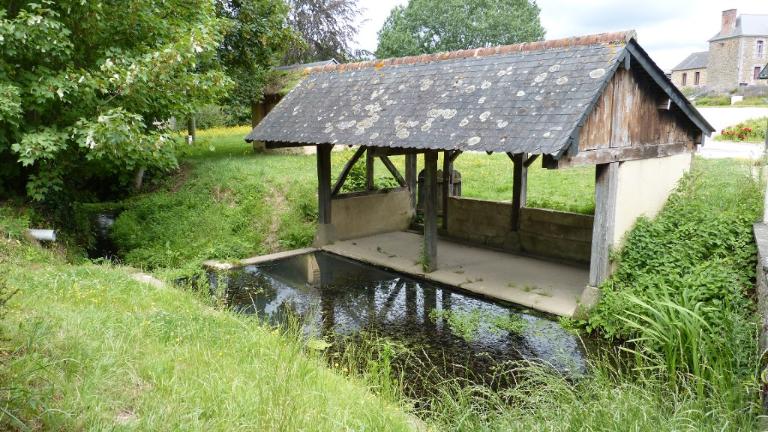 Lavoir, Bazouges-sous-Hédé, la Métairie (Bazouges-sous-Hédé fusionnée avec Hédé pour former la commune de Hédé-Bazouges en 2009)