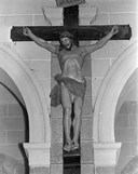 Statue (d'applique, grandeur nature) : Christ en croix, église paroissiale Saint-Eneour (Plonéour-Lanvern)