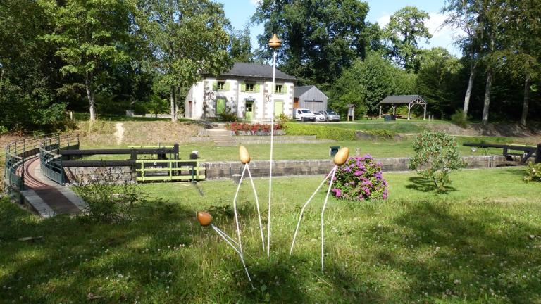 Canal d'Ille-et-Rance, Maison éclusière n°23, La Pêchetière (Bazouges-sous-Hédé fusionnée avec Hédé pour former la commune de Hédé-Bazouges en 2009)