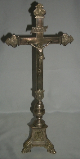 Croix d'autel 2 (Guipry fusionnée en Guipry-Messac en 2016)