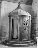 Confessionnal (3), église paroissiale Saint-Budoc ou Notre-Dame de la Clarté (Beuzec-Cap-Sizun)
