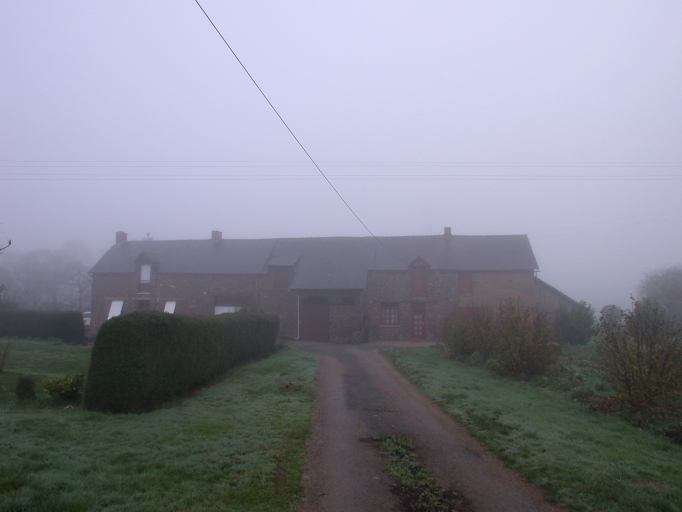Ferme, Alignement de deux logis, les Rues (Iffendic)