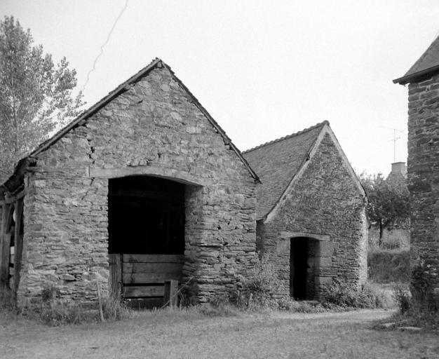 Maison de marchand de toiles, 1 la Ville-au-Chevalier (Le Quillio)