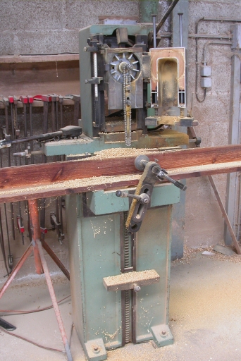 Machine à percer n° 2 (mortaiseuse)