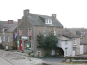 Maison, 5 rue du Général Leclerc (Saint-Pierre-de-Plesguen fusionnée en Mesnil-Roc'h en 2019)