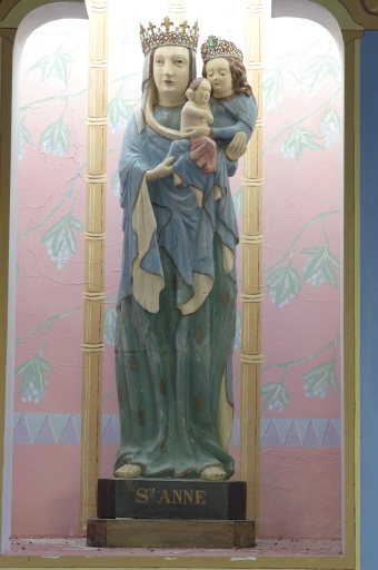 Groupe sculpté couronné : Sainte Anne, la Vierge, l'Enfant Jésus, dite Sainte Anne Trinitaire
