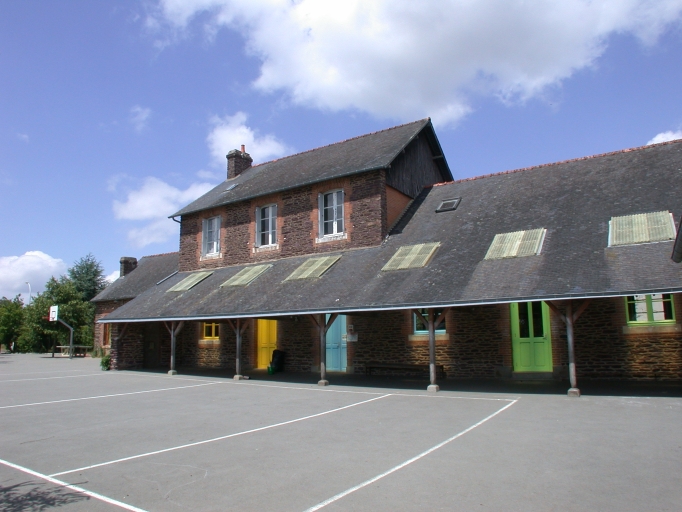 École Jeanne d'Arc, rue de Bruz (Bréal-sous-Montfort)