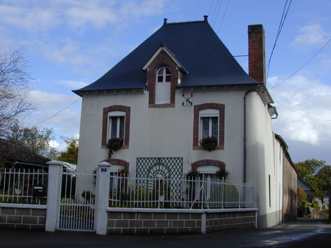 Ferme, 7 place de l'Eglise (Brielles)
