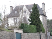 Maison, 32 rue Carrée (Châteauneuf-d'Ille-et-Vilaine)