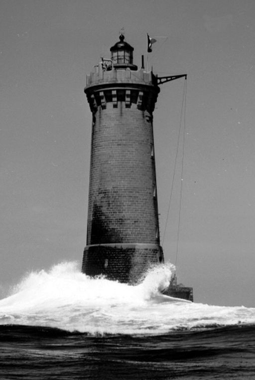 Phare du Chenal du Four (Etablissement de signalisation maritime n° 619/000)