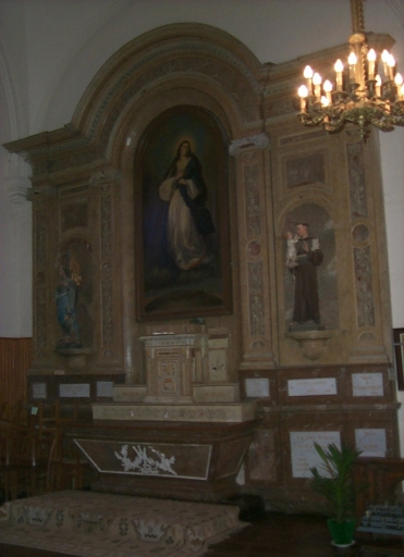 Ensemble de l'autel de la Vierge : autel, retable, tabernacle, 2 gradins, 3 degrés d'autel