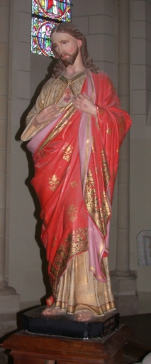 Statue sur socle : Sacré coeur