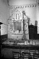 Autel, retable, tabernacle, gradins d'autel (2) (autel secondaire, autel tombeau, retable architecturé à niche), dit de la vierge, église paroissiale Saint-Pierre (Laillé)