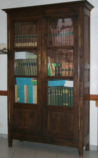 Armoire, rue de la Gare (La Fresnais)