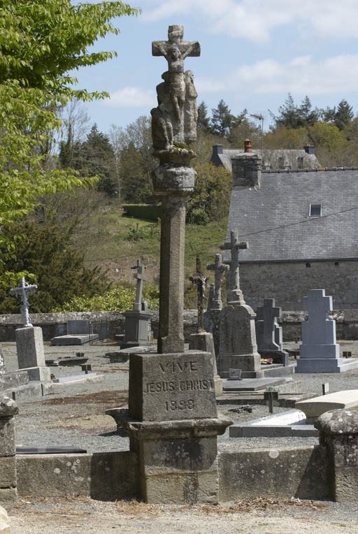 Calvaire dit "croix Saint-Divy" (Loguivy-Plougras)