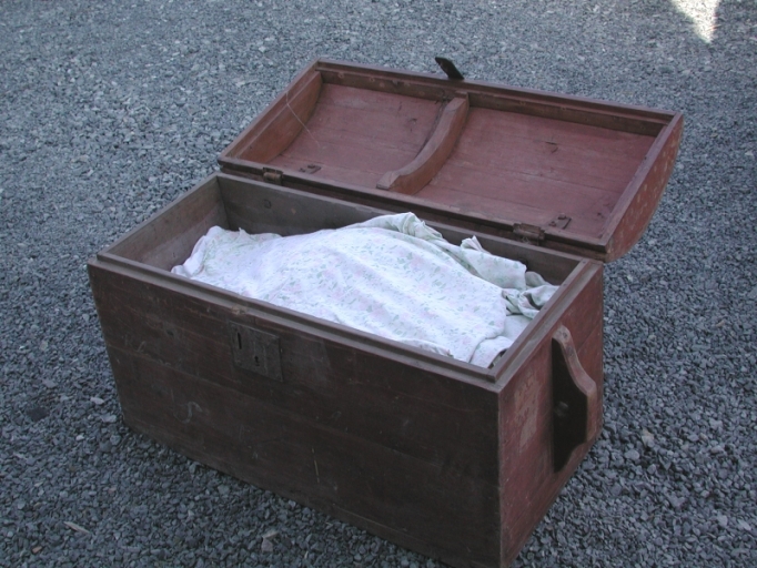 Coffre de marin-pêcheur (Planguenoual fusionnée en Lamballe-Armor en 2019)