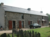 Ancienne ferme 1, la Clôture (Bains-sur-Oust)