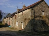 Alignement de maisons, la Malécotais (Liffré)